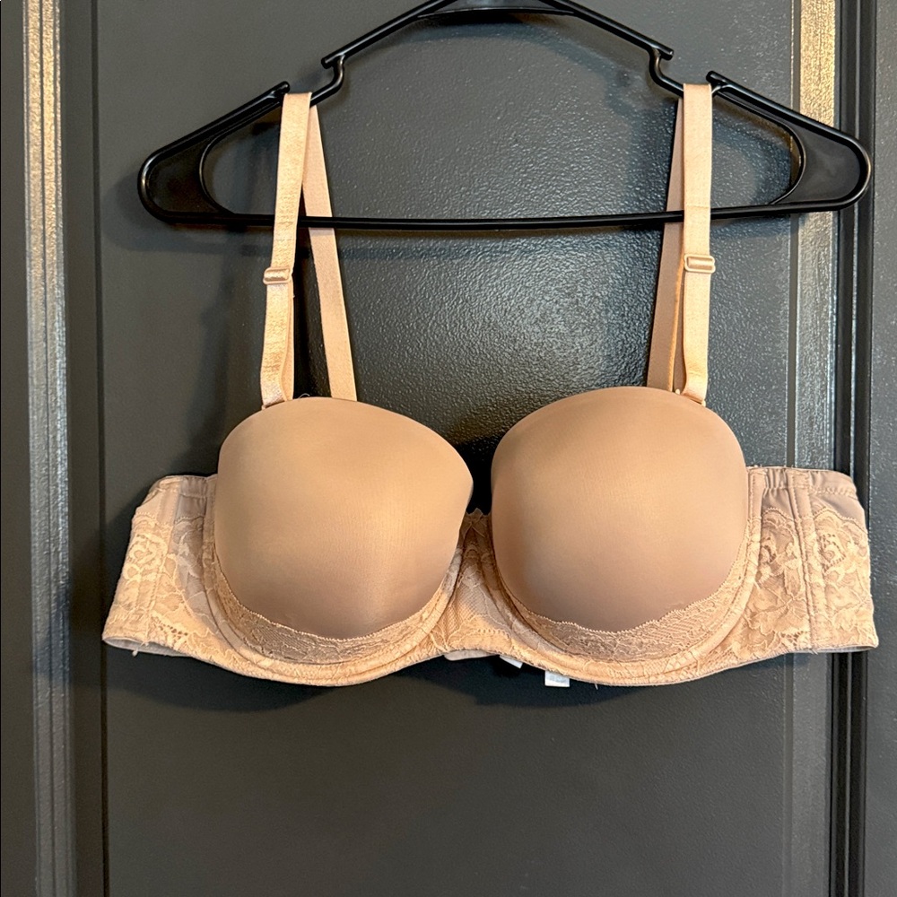 Torrid strapless Push Up bra
